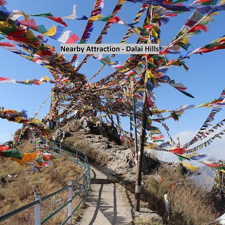 Hotel O Kempty Lake Adventure Resort Mussoorie Buitenkant foto