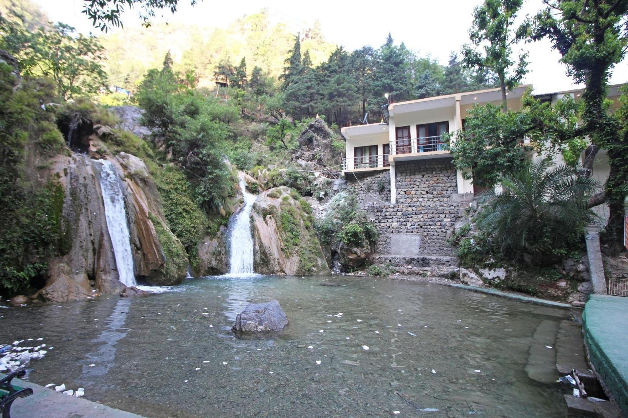 Hotel O Kempty Lake Adventure Resort Mussoorie Buitenkant foto