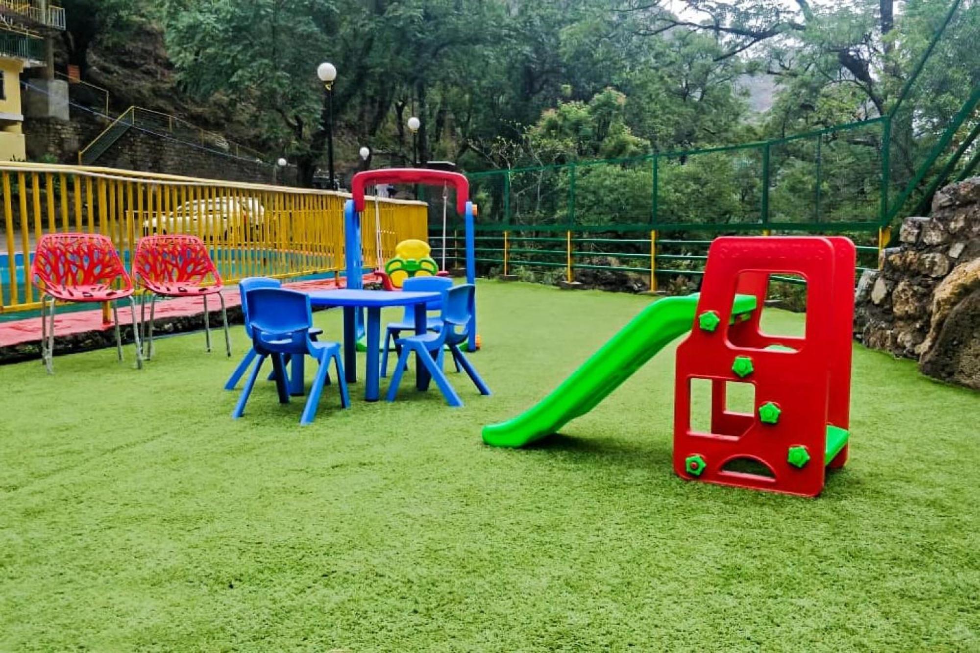 Hotel O Kempty Lake Adventure Resort Mussoorie Buitenkant foto